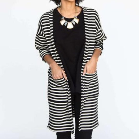 Agnes & Dora Sweaters - NWOT Agnes & Dora Forever Cardigan